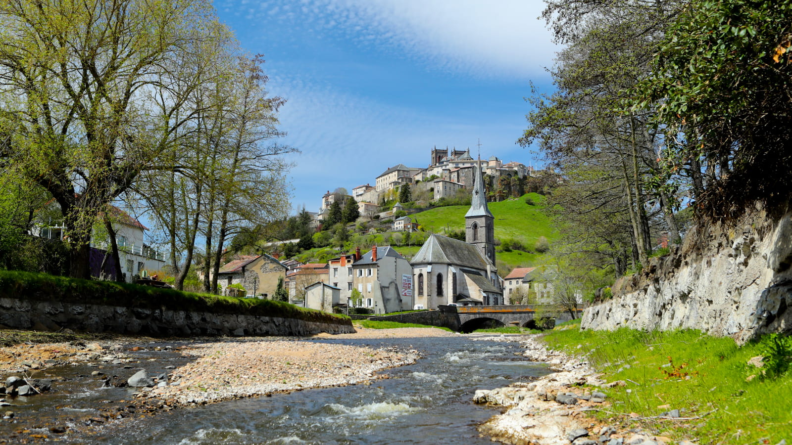 Découvertes dans le Massif Central